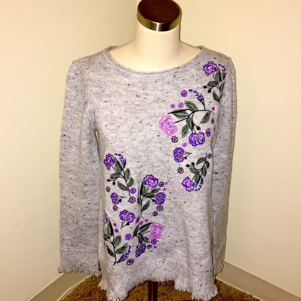 Women’s sweater